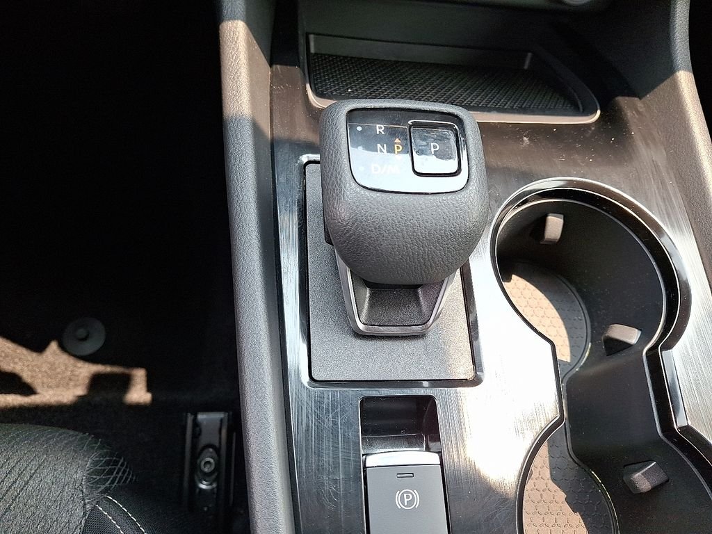 Used 2025 Gray Nissan SV image 16