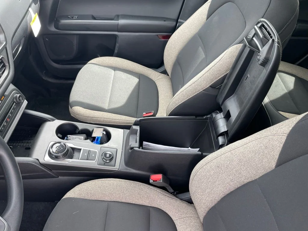 Used 2025 Red Ford Big Bend image 29