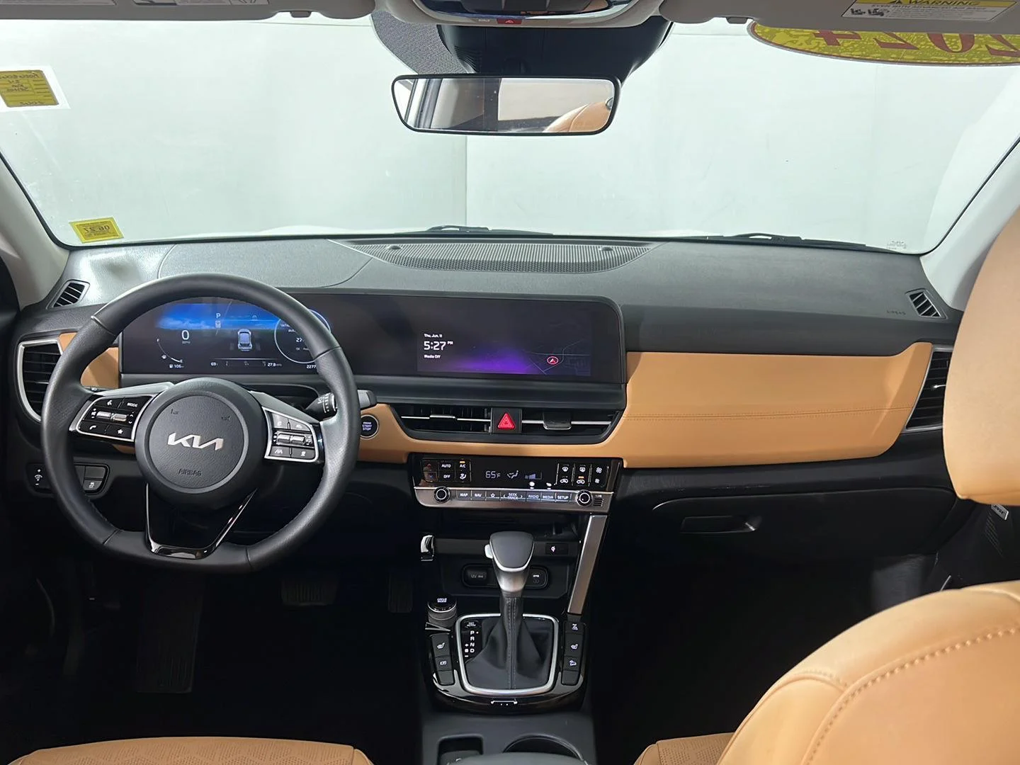 Used 2024  Kia SX image 11