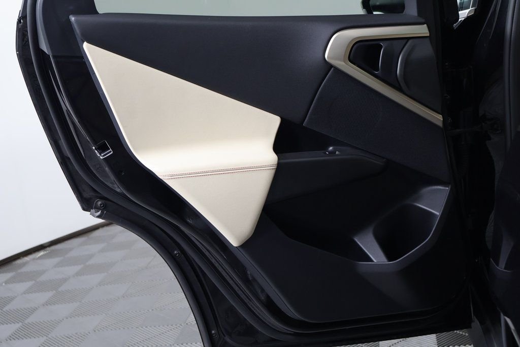 2025 BMW X3 30 - Photo 13