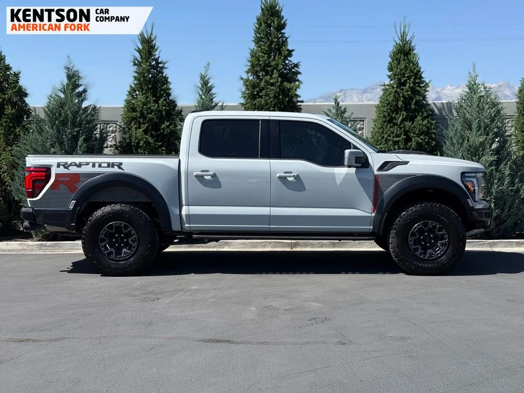 Used 2024 Gray Ford Raptor R image 9