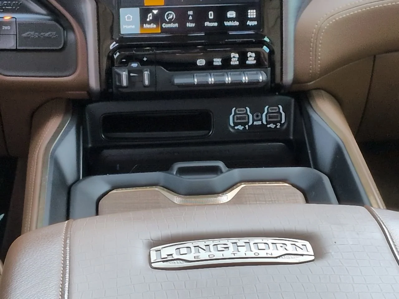 Used 2024 Diamond Black Ram Longhorn image 18