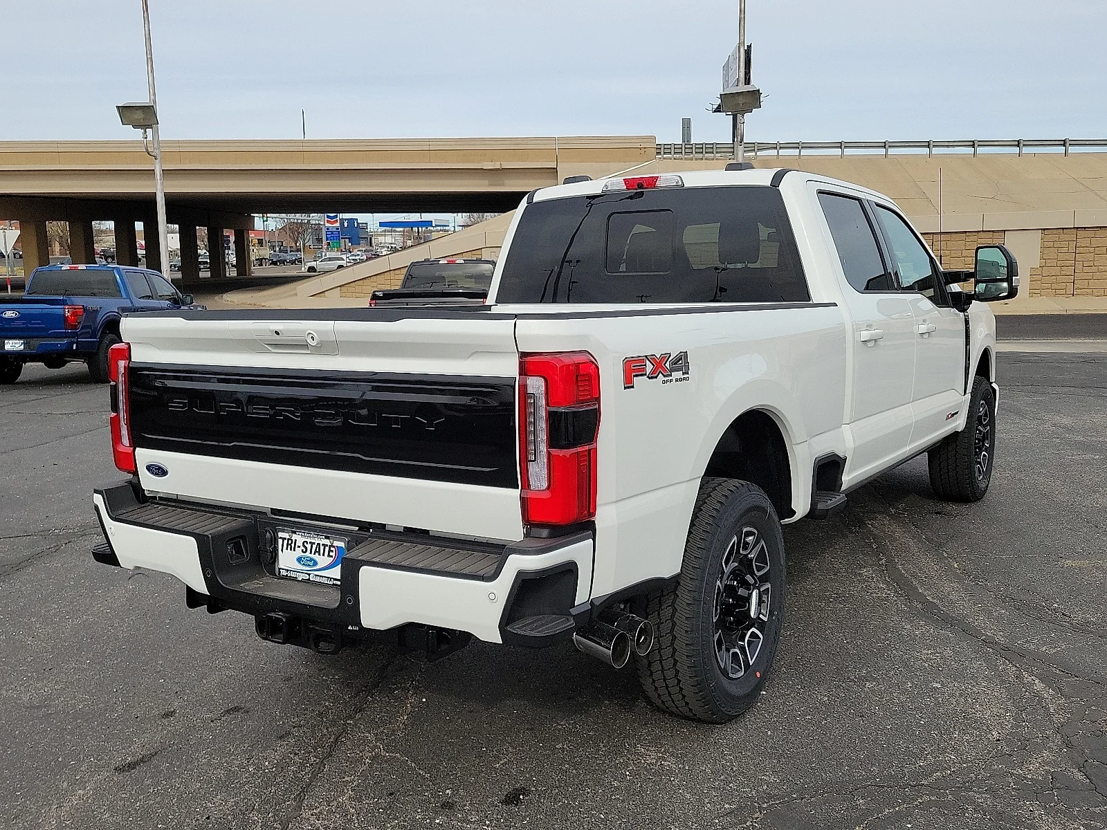 New 2026 Star White Metallic Tri-Coat Ford F-250&reg; Platinum&reg; image 4