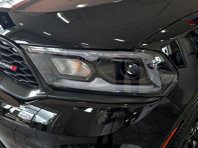 New 2026 Diamond Black Clear-Coat Exterior Paint Dodge GT image 30