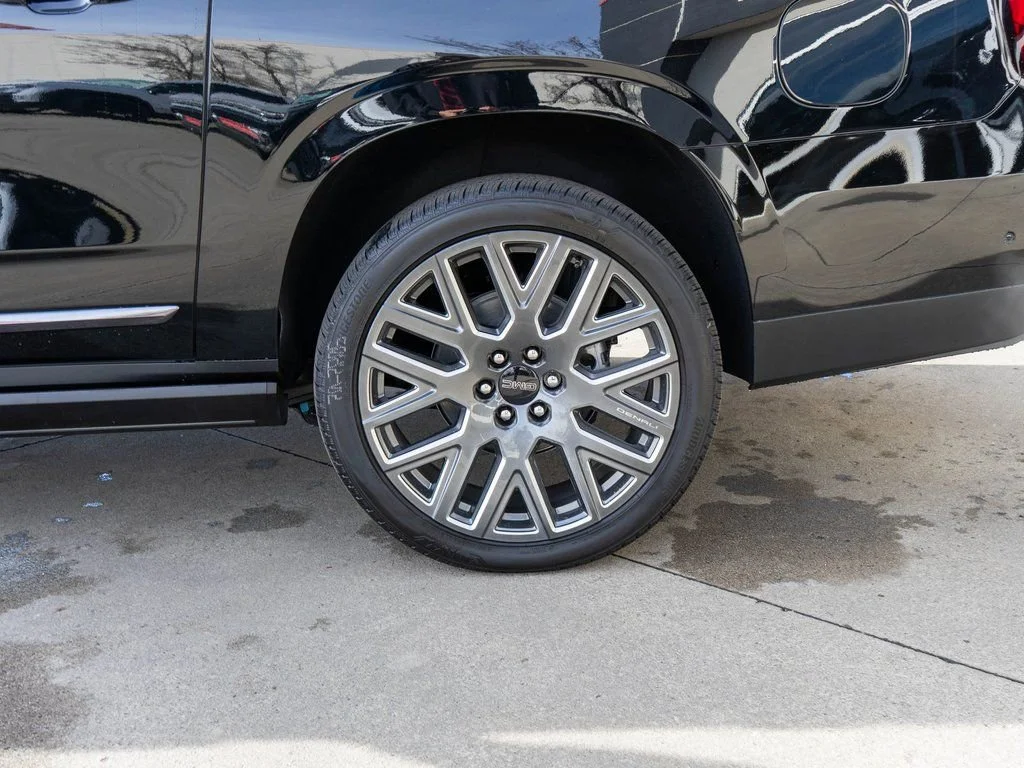 2026 GMC Yukon XL Denali Ultimate - Photo 33