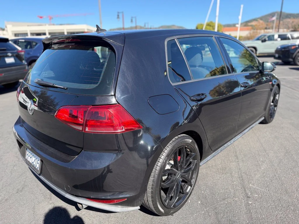 Used 2017 Black Volkswagen S image 6