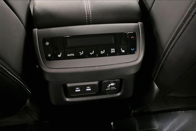 New 2026 Super Black Nissan Platinum image 21