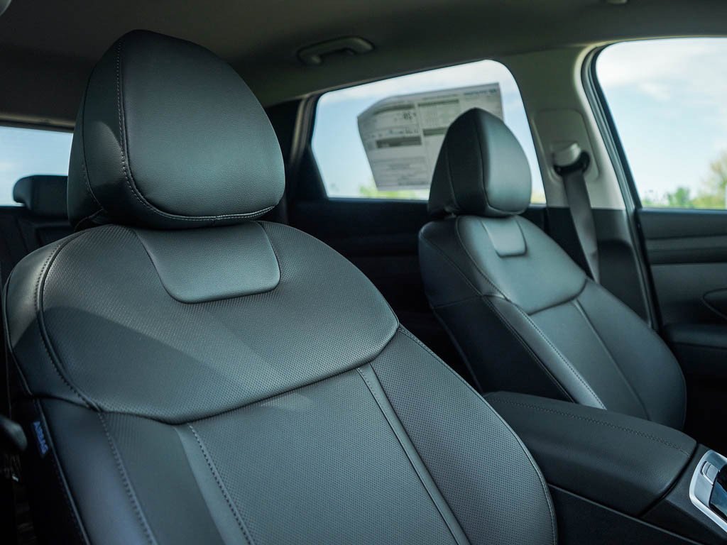 New 2026 Hampton Gray Hyundai SEL Plus AWD image 12