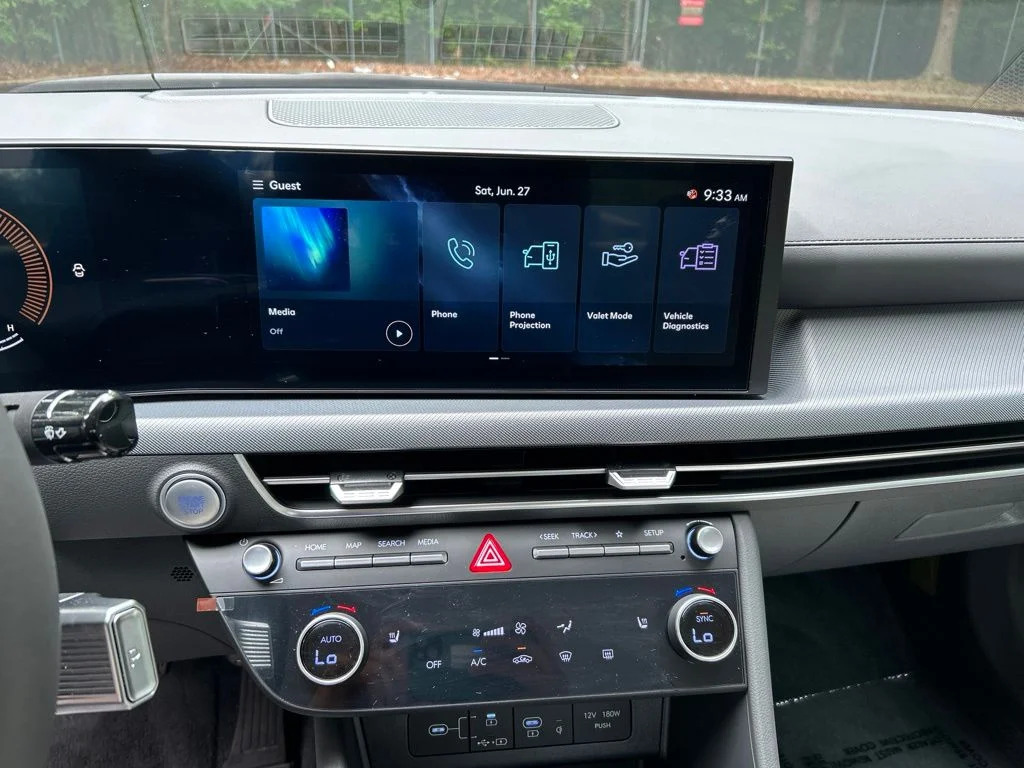 Used 2026 Blue Hyundai SEL Sport image 18