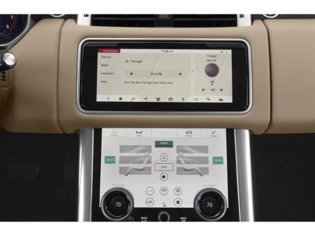 Used 2018 Black Land Rover SE image 11