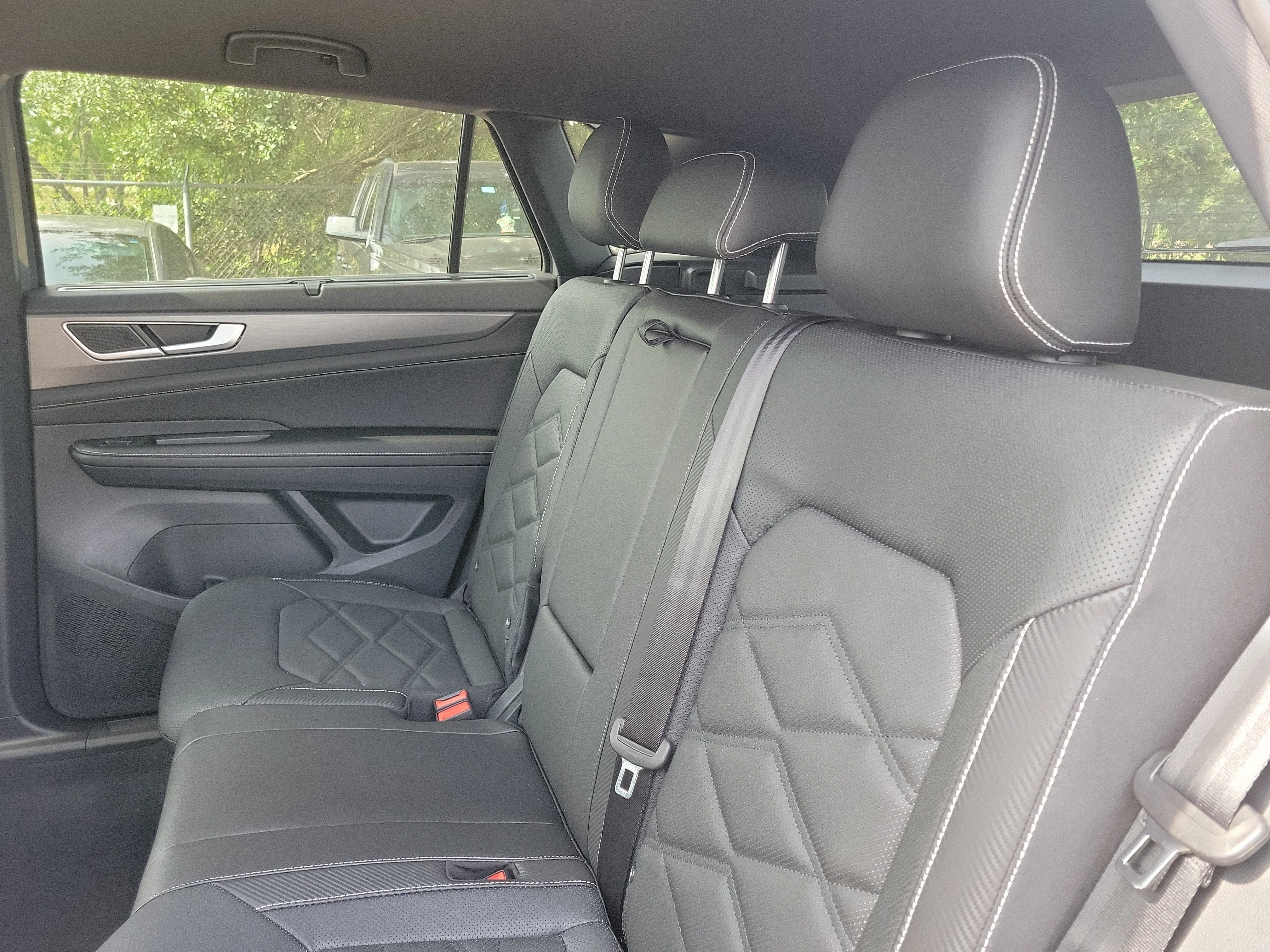 New 2026 Gray Volkswagen 2.0T SE w/Technology image 10