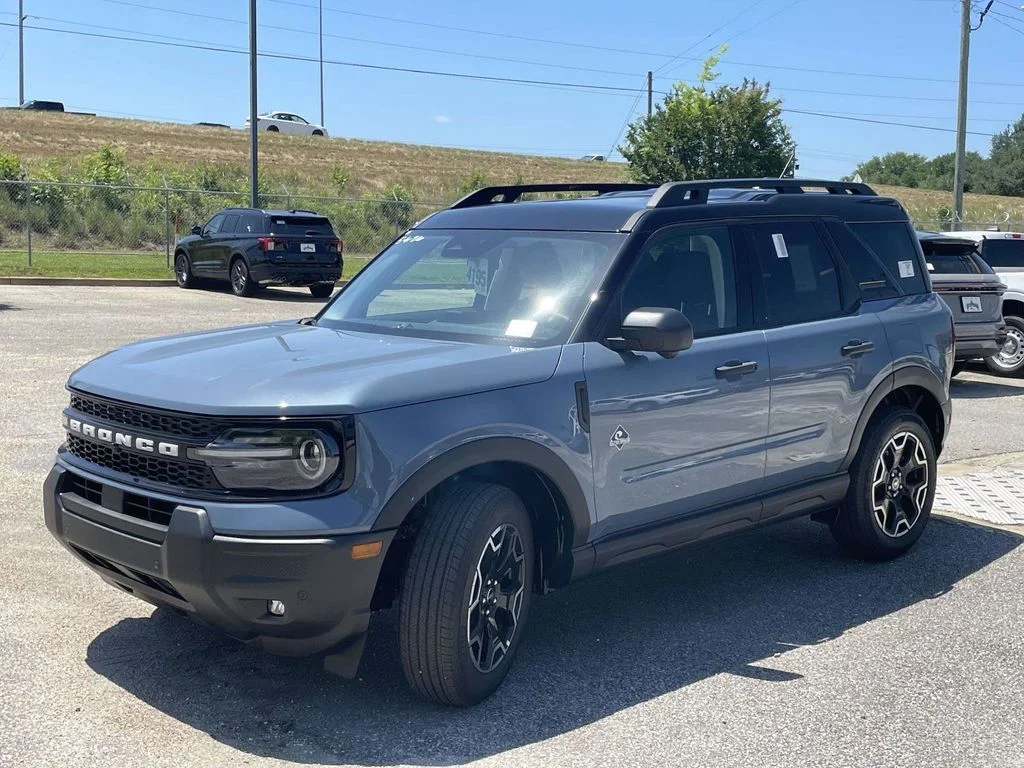 New 2026 Gray Ford Outer Banks image 7