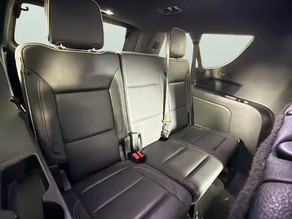 Used 2025 Dark Ash Metallic Chevrolet Premier image 32