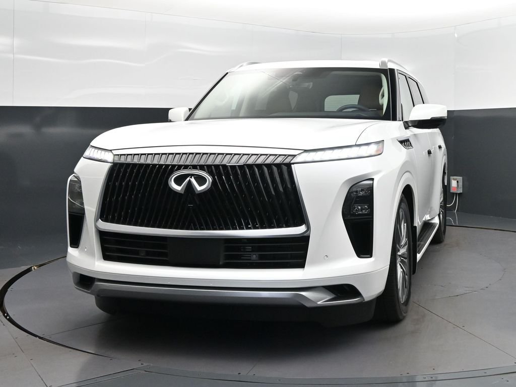 New 2026 RADIANT WHITE INFINITI Luxe 2WD image 10