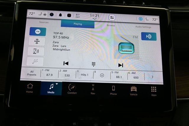 Used 2023 Silver Jeep Summit image 23