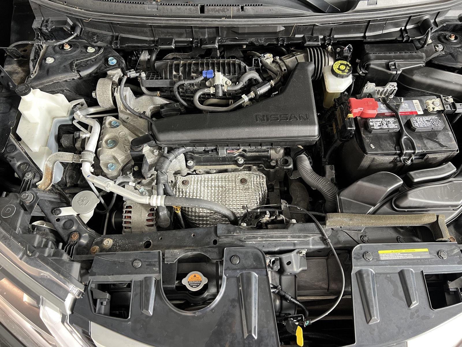 Used 2018 Black Nissan  image 3