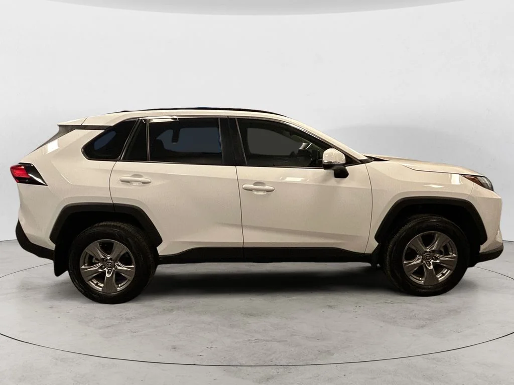 Used 2024 Ice Cap Toyota XLE image 6