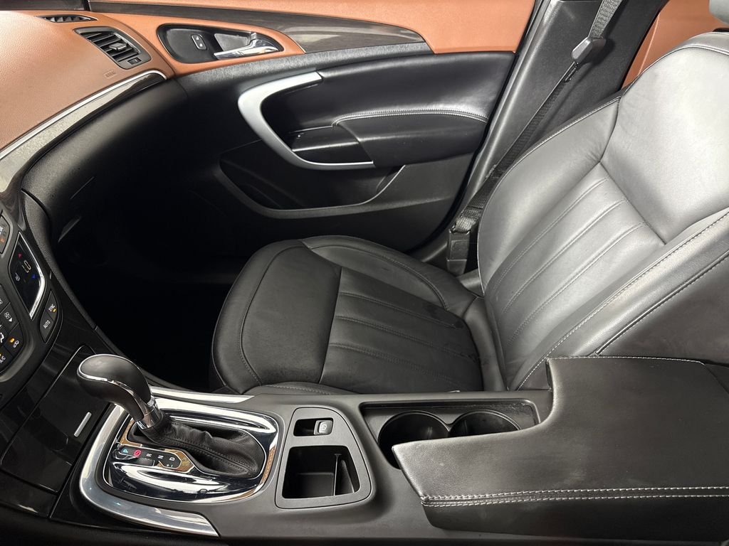 2016 Buick Regal Base - Photo 18