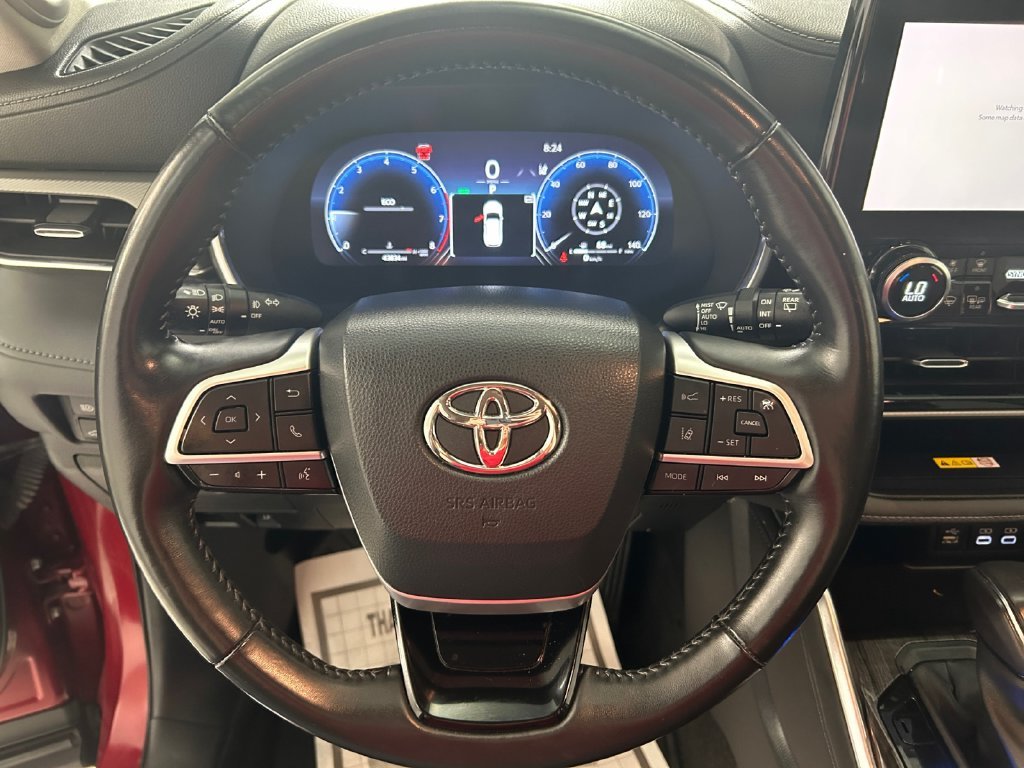 Used 2023 Red Toyota Platinum image 9