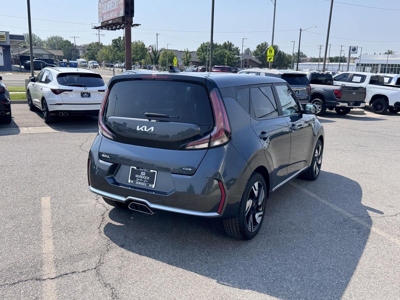 Used 2023 Gravity Gray Kia GT-Line image 9
