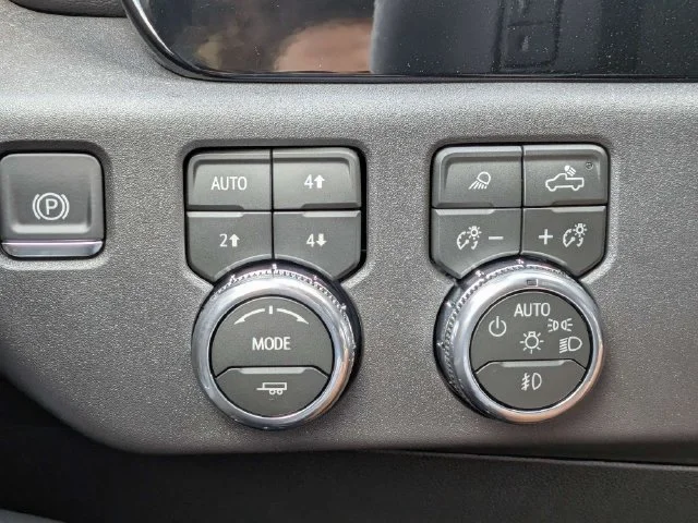 New 2026 Onyx Black GMC Elevation image 23