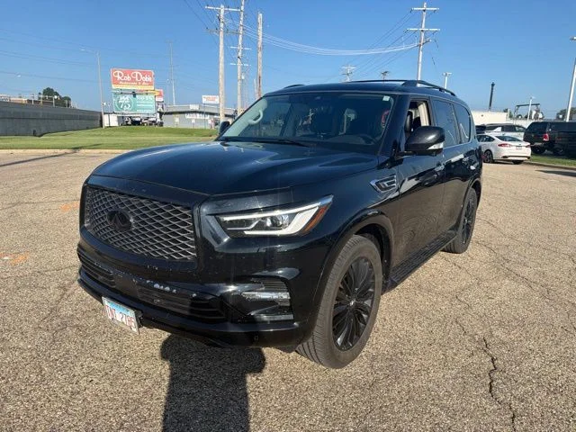 Used 2018 Black INFINITI Base image 3