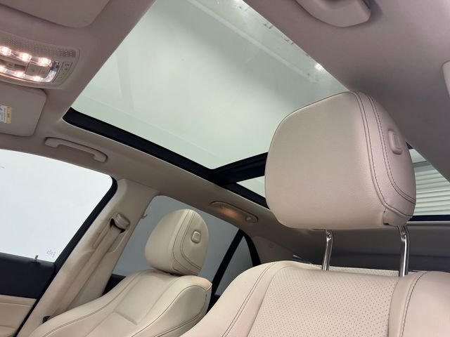 Used 2022 Gray Mercedes-Benz GLE 350 image 5