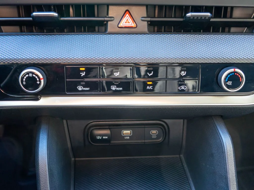 Certified Used 2025 Gray Kia LX image 23