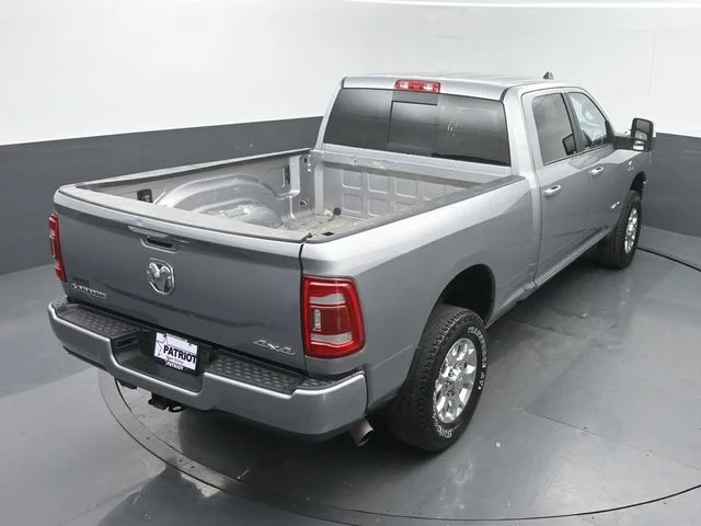 Used 2024 Silver Ram Laramie image 38
