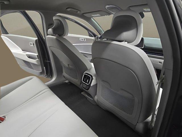 New 2025 Black Hyundai SEL image 17