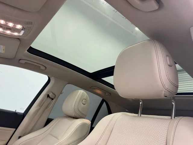 Used 2022 Gray Mercedes-Benz GLE 350 image 5