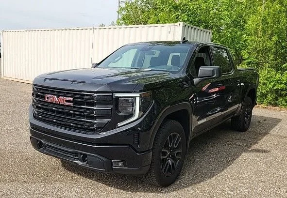 2026 GMC Sierra 4WD Crew Cab Std Box Elevation 3VL's photo
