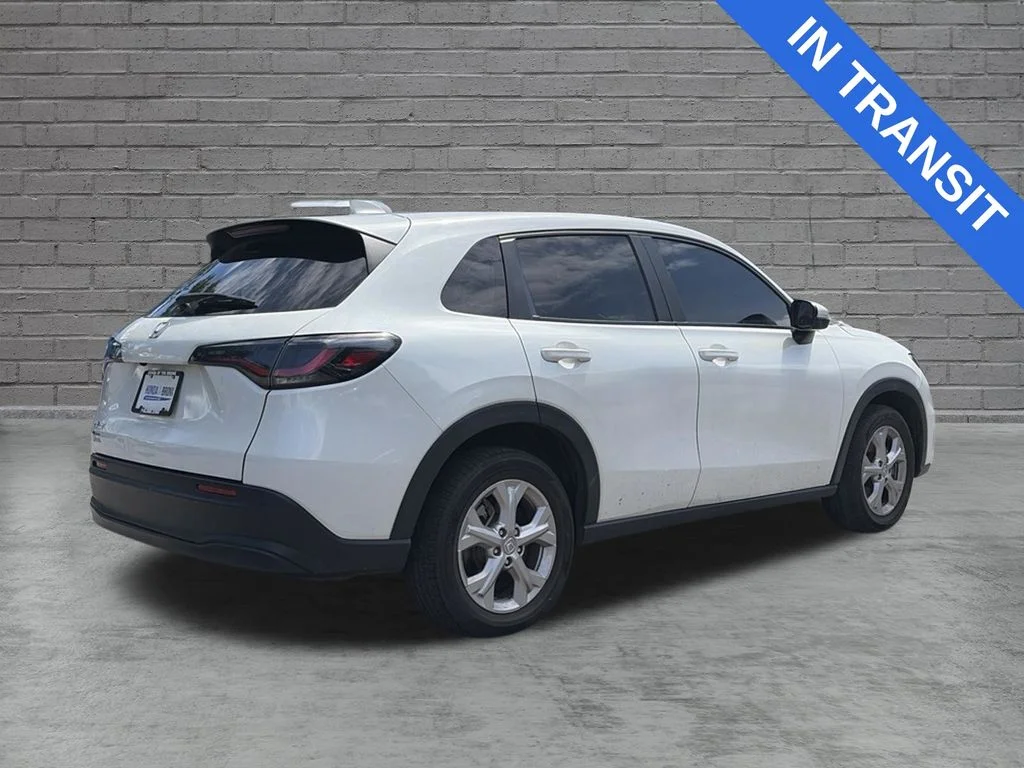 Used 2024 Platinum White Pearl Honda LX image 3