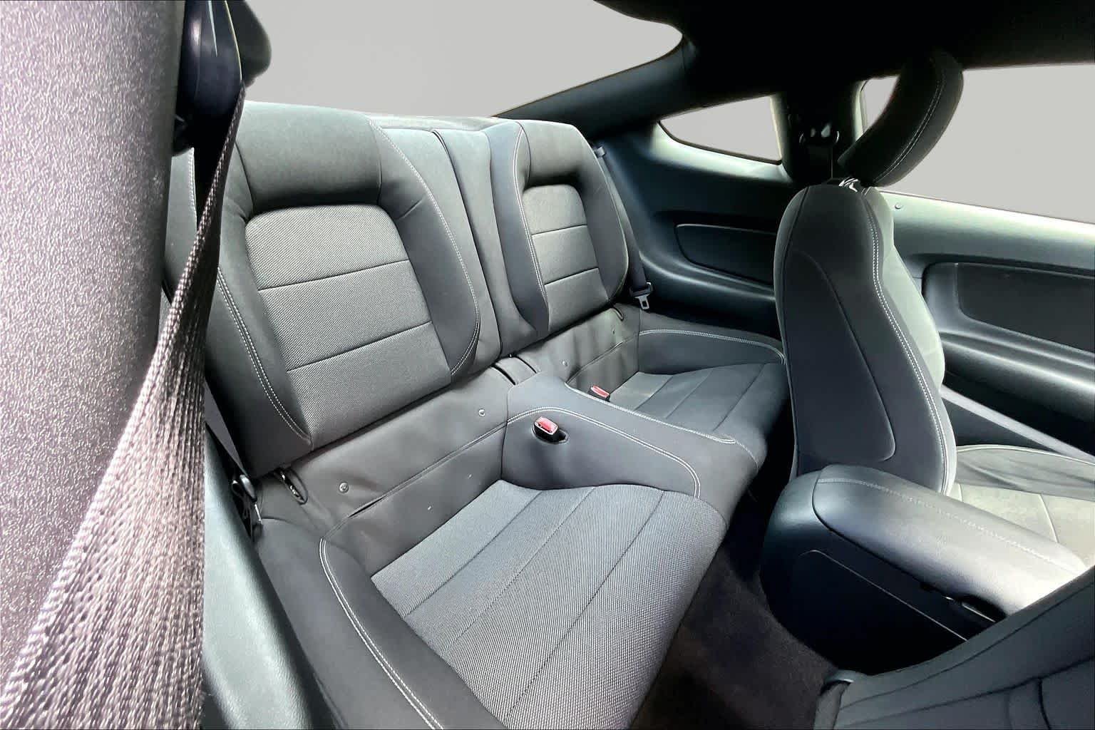 Used 2015 Magnetic Ford V6 image 20