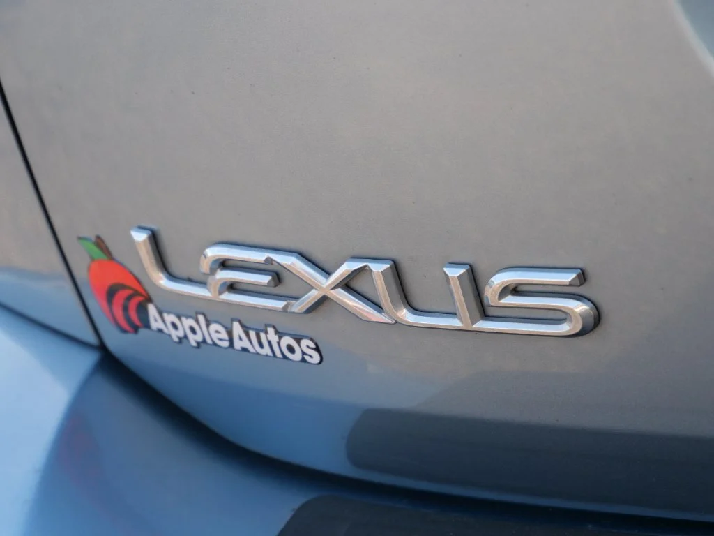 Used 2008 Blue Lexus 350 image 9