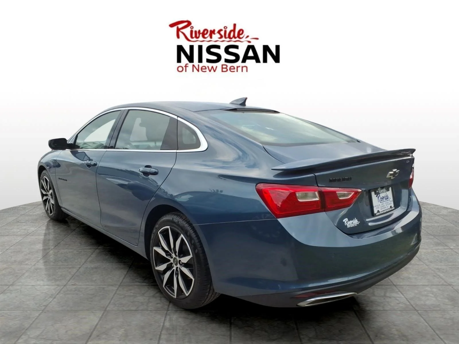 Used 2024 Blue Chevrolet RS image 4