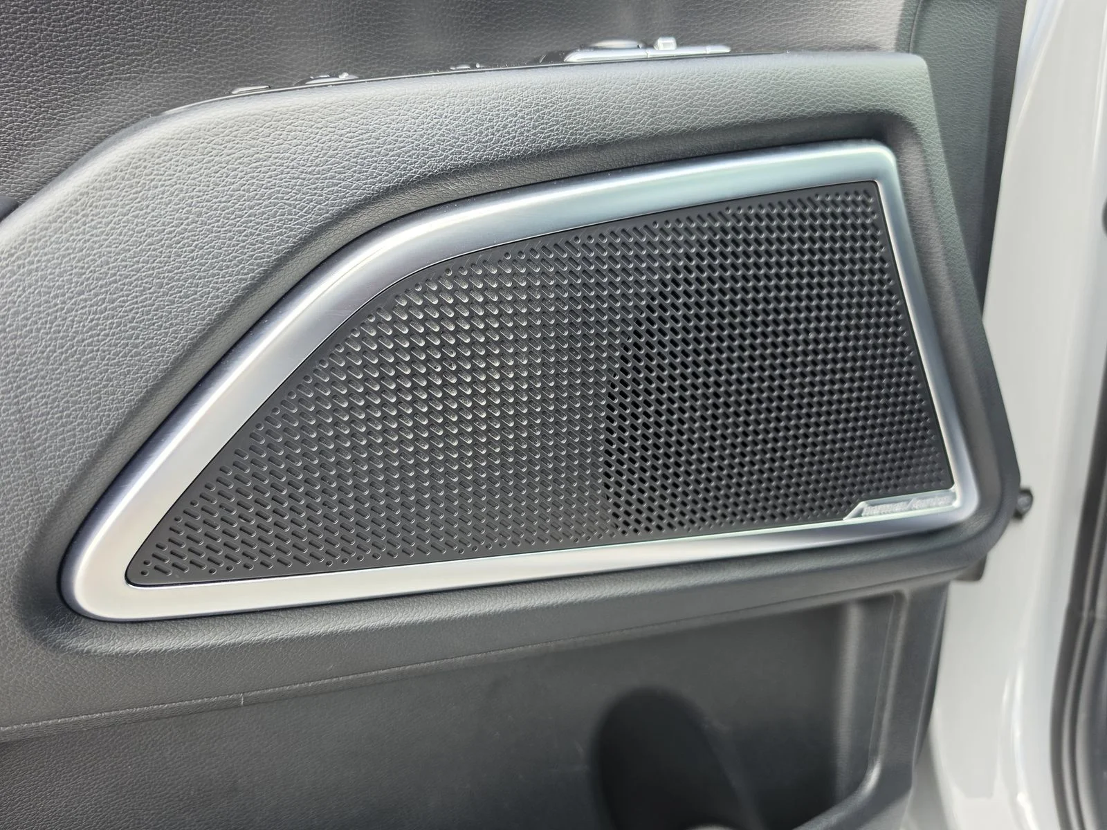 Used 2024 Gray Kia SX X-Line image 23