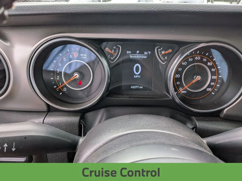 Used 2022 Blue Jeep Sport image 18