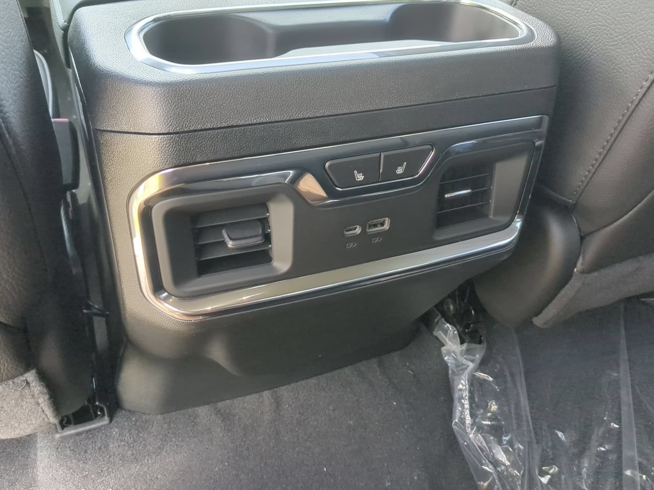 2026 GMC Sierra 2500HD Denali - Photo 22