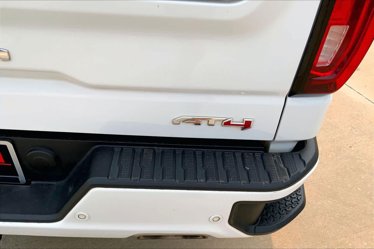 Used 2024 Summit White GMC AT4 image 8