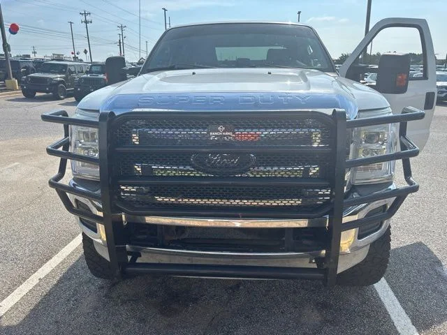 Used 2012 White Ford XLT image 2