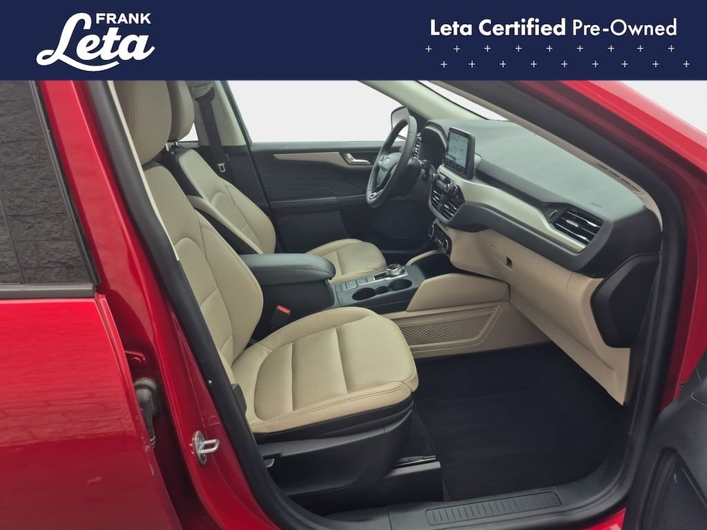 Used 2022 Rapid Red Metallic Tinted Clearcoat Ford  image 20