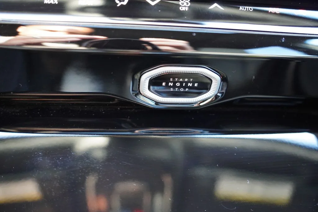 Used 2026 Baltic Gray Metallic Clearcoat Jeep Limited image 32