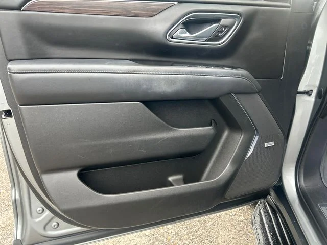 Used 2023 Sterling Gray Metallic Chevrolet LT image 10