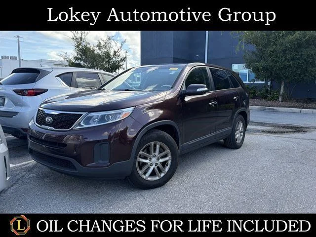 Used 2014 Red Kia LX image 1