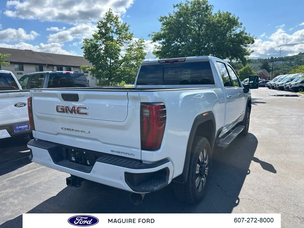 Used 2026 White GMC Denali image 5