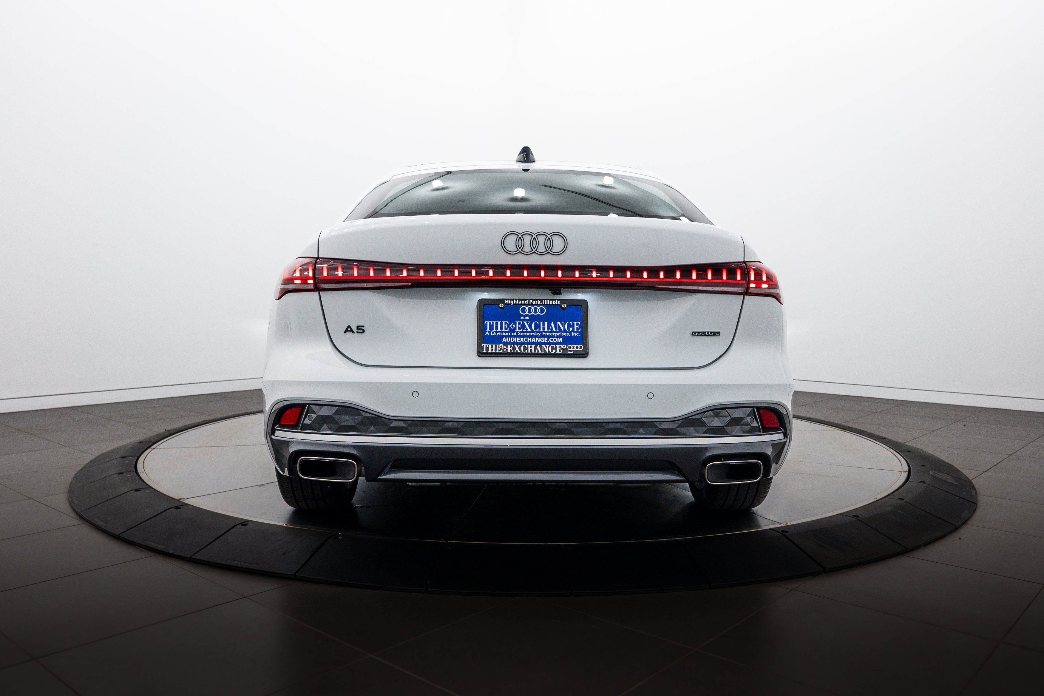 Used 2025 Glacier White Metallic Audi Premium Plus image 22