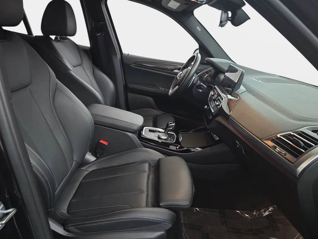 Used 2023 Dark Graphite BMW M40i image 9
