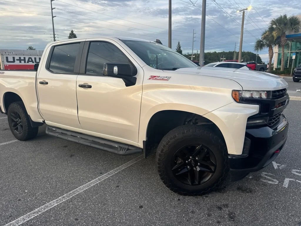 Used 2019 IRIDESCENT PEARL TRICOAT Chevrolet LT Trail Boss image 4