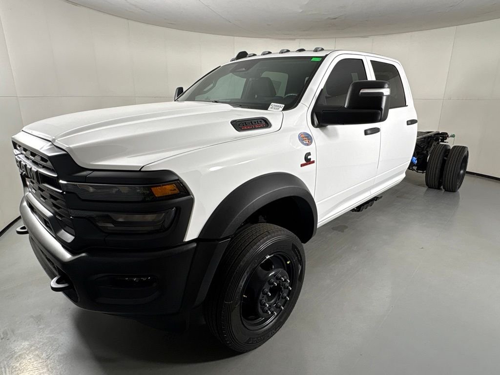 New 2026 Bright White Clear-Coat Exterior Paint RAM Tradesman image 4